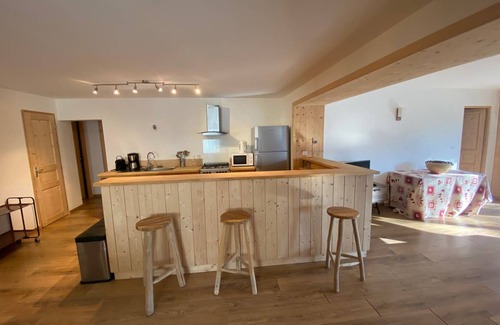 Laveissiere Apartment | 75 m² Apartment ∙ 4 bedrooms ∙ 9 guests