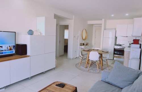 Larnaca City Centre Apartment | 78 LCA - Stay Kallucci s Maison de la mer