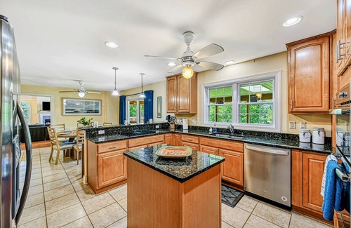 Mineral House | 7BR Lakefront Lake Anna Blue Sails - Waterfront