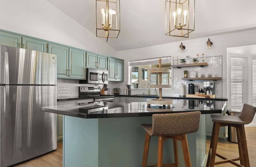 Val Vista Lakes House | 7th Heaven Luxury Lakes 5 Bed