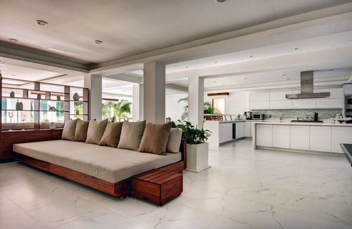 Playacar Fase I Villa | 8 bedroom abode just steps away from the idyllic white sandy beach and tranquil turquoise water!