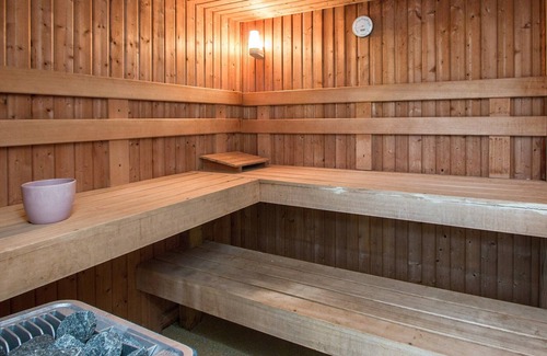 Kirkmichael Cottage | 8 bedroom accommodation in Minishant, near Ayr