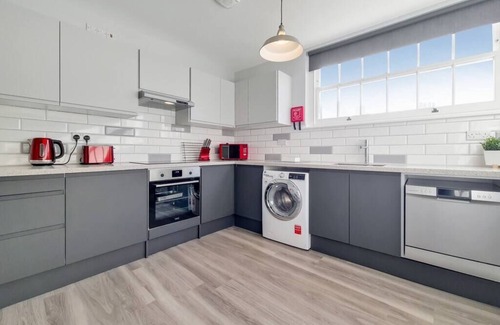 North Richmond Apartment | 8 Brewers Lane - 2 bedroom apartment