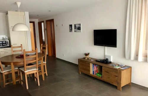Zermatt Apartment | 81 m² Apartment ∙ 2 bedrooms ∙ 4 guests