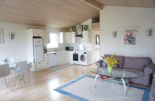 Bog By House | 83 m² House ∙ 3 bedrooms ∙ 4 guests