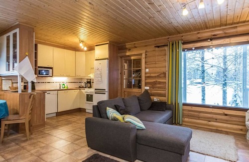 Hiukkajoki House | 89 m² House ∙ 1 bedroom ∙ 6 guests