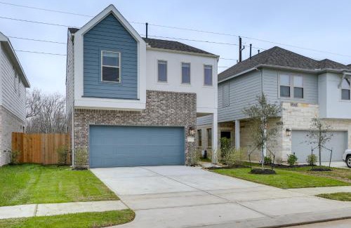 Hockley House | 9 Mi to Oil Ranch Family-Friendly Home with Yard