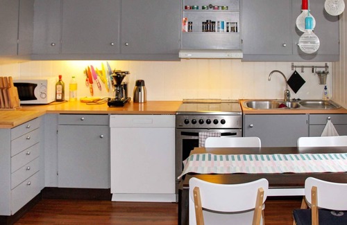 Lyngen House | 9 person holiday home in Lyngseidet