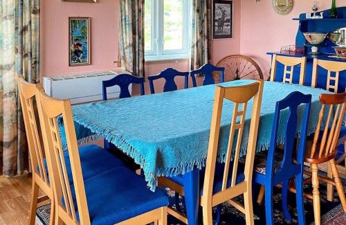 Vinnes House | 9 person holiday home in Reksteren