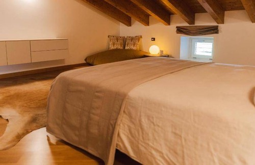Clusone Apartment | 90 m² Apartment ∙ 1 bedroom ∙ 6 guests