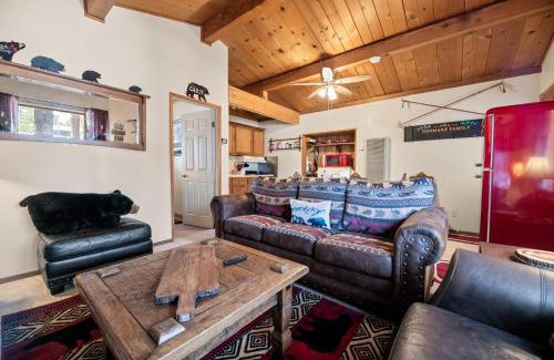 Sugarloaf House | A Beary Cute Cabin - An adorable cozy cabin nestled in the forest!