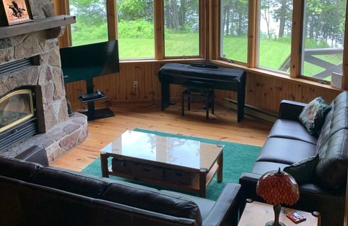 Algoma District Cabin | A beautiful setting for a quiet retreat