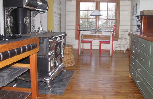 Strathcona County House | A Beautifully Restored Loghouse That Combines Heritage With Modern Amenities.