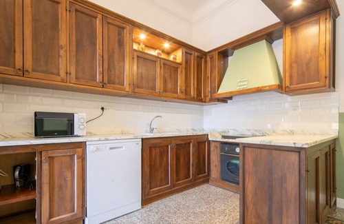 Santa Maria Novella Apartment | A big house a stone's throw from the Central Station by Mmega