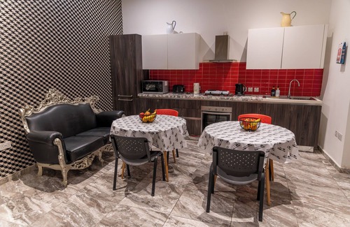 Senglea House | A Charming Townhouse in Senglea Overlooking Valletta's Grand Harbour