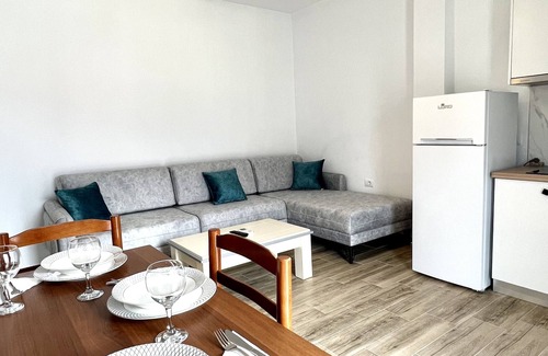 Ksamil Apartment | A comfortable home-away-from-home experience, close to everything.