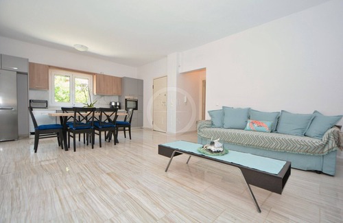 Ermionida Apartment | A contemporary inn situated in the center of Ermioni