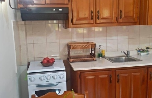 Les Coteaux Bed & Breakfast | A cosy little Cottage, often described by guests as 'A HOME AWAY FROM HOME'