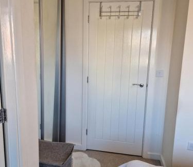Hereford House | A cosy modern house with 2 beautiful double rooms