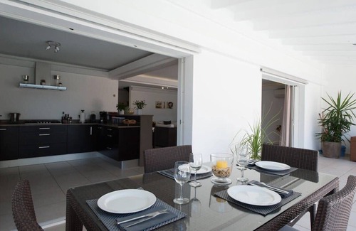 Anse des Flamands Villa | A delightful waterfront villa that sleeps up to 4 guest