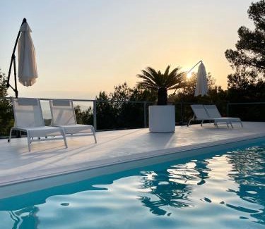 Alginet Villa | A Design Casa in Own Private Hills