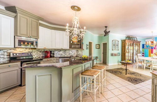 Leeward Settlement Villa | A Designer Villa Near Grace Bay Beach - Waterslide, Large Pool, Gated