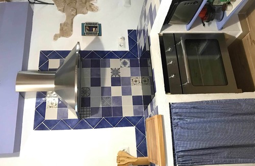 Peniscola Old Town House | A. H. Rentals El Gato Azul Whole house