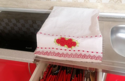 Avis House | A House just for you.