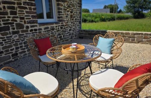 Folligny House | A la folie