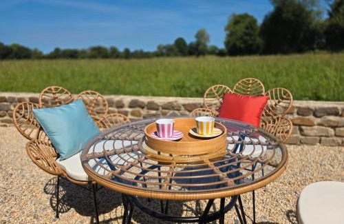 Folligny House | A la folie