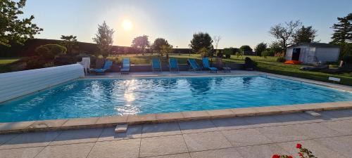 Neuville-de-Poitou Bed & Breakfast | A la Gloriette