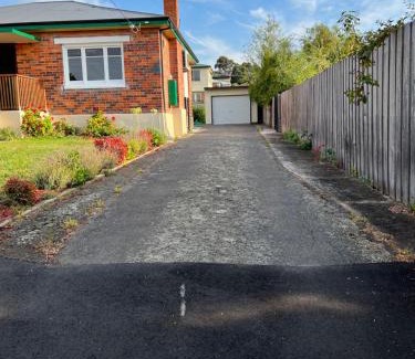 Kings Meadows House | A lovely studio in Kings Meadows