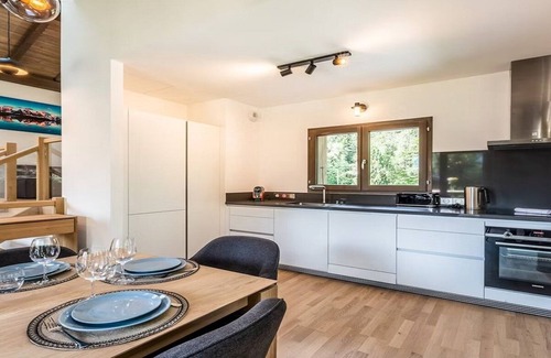 Les Tines Ski Chalet | A LUXURIOUS CHAMONIX CHALET WITH AN EASY ACCESS TO SKI AND TRANSPORT