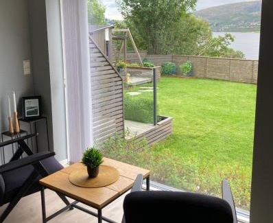 Tromso Apartment | A place for Aurora in wintertime and midnight sun in summer-time!