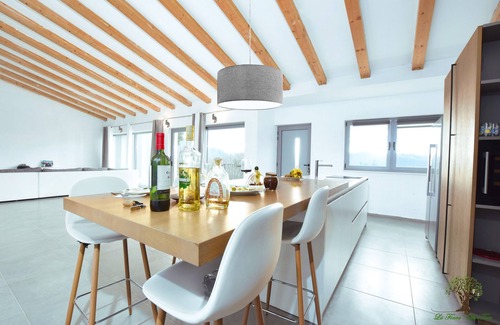 Sestanovac Villa | A secluded house "La Finca OliveTree"