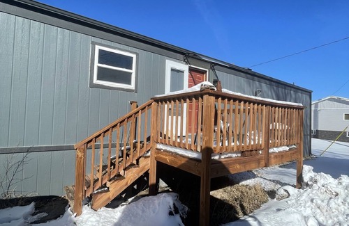 Elbert House | A simple place to stay in Elbert, CO. Conveniently located behind Bar & Grill.