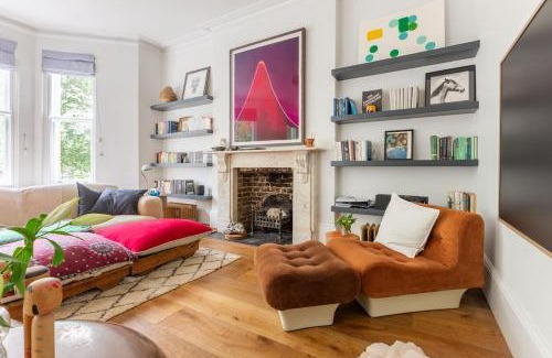 Addison Apartment | A Spacious Home with Style