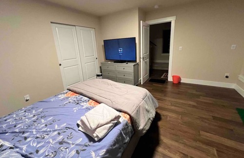 Paine Field-Lake Stickney House | A spacious, very well equipped room and quiet space for stay