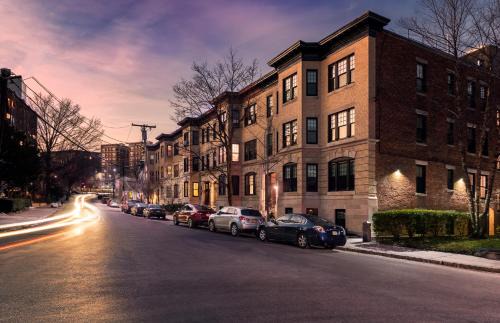 Griggs Park Apartment | A Stylish Stay w/a Queen Bed, Heated Floors. #31