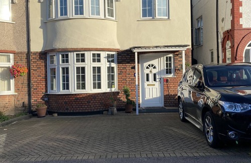 Harrow House | A very clean and very well presented doable room with nice view .