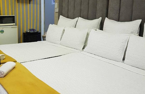 Kempton Park Bed & Breakfast | A very private & serene guest unit within a gated community with 24 hr security