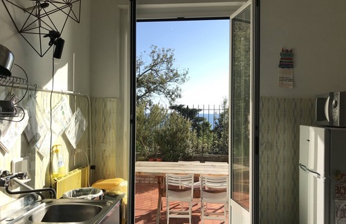 Framura Apartment | a wide apartment in front of the sea and surrounded by woods