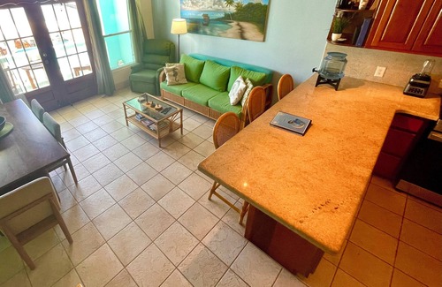 San Pedro Condo | A6 Fabulous view of the Barrier Reef plus pool, bikes, kayaks, & more!