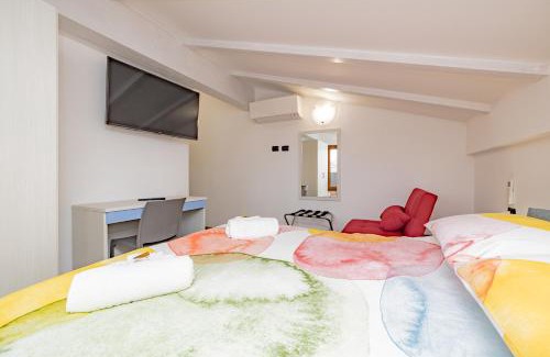 Cesate Apartment | A7 Moonlight RHO-FIERA-Mi-EXPO-MXP SPAZIOSO MONOLOCALE