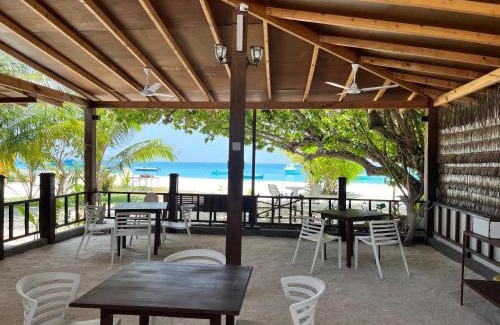 Fulidhoo House | Aagali Beach