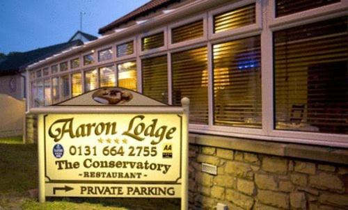 Liberton House | Aaron Lodge
