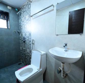 Ratnagiri Hotel | Aasra Lodge