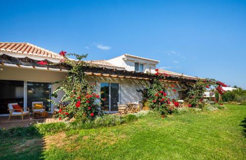 Sao Pedro House | Abacatus Farmhouse