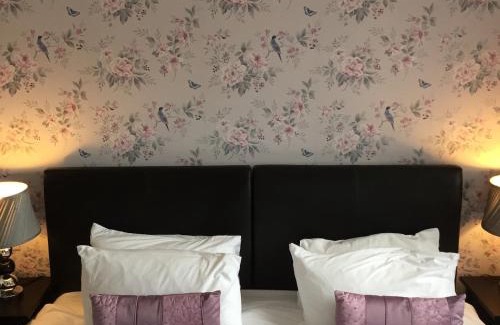 Dingwall House | Abalone Accommodation