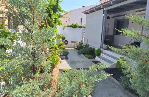 Korissia Apartment | Abi Central Home